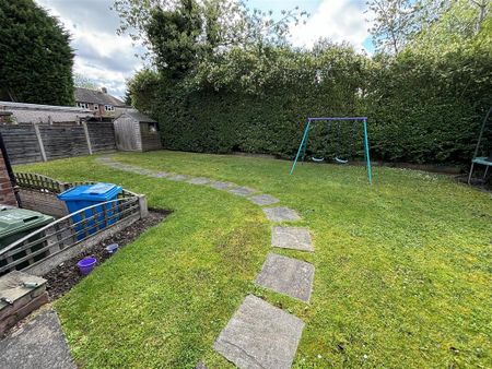 3 bedroom semi-detached house to rent - Photo 2