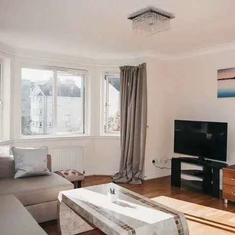 2 Bed Flat, Duff Road, EH11 - Photo 1