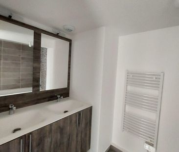 Location Appartement 3 pièces 59m² NIMES 30000 - Photo 4