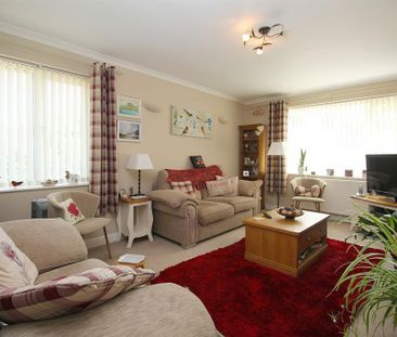 2 bedroom detached bungalow to rent - Photo 3