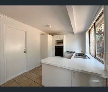 6/15 Vine Court, Oxenford, Qld 4210 - Photo 3