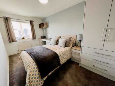 6 Bed En-suite - Photo 2