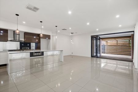 Stunning 4-Bedroom Home in Mickleham - Photo 5