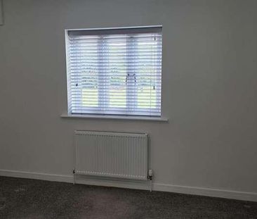 Victoria Road Cirencester, GL7 - Photo 2