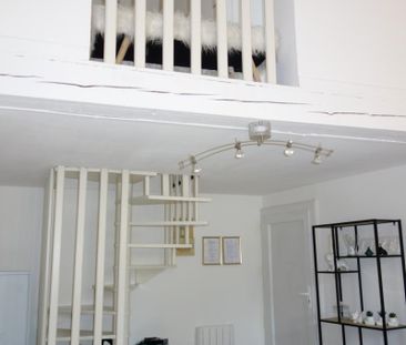 Location - Appartement T2 bis meublé en duplex de 48 m² - proche ce... - Photo 6