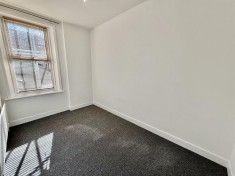 Whitehall Road, Gateshead - Photo 2