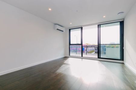 3 Bed, 2 Bath - Photo 3