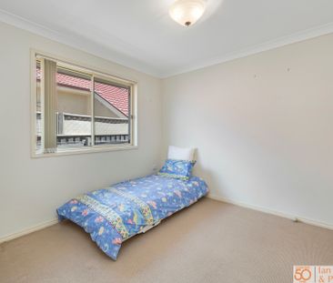 78 Rosewood Glen, Jerrabomberra NSW 2619 - House For Rent | Domain - Photo 5