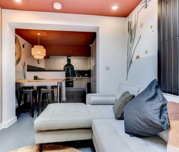 1 bedroom in a house share to rent - Photo 2