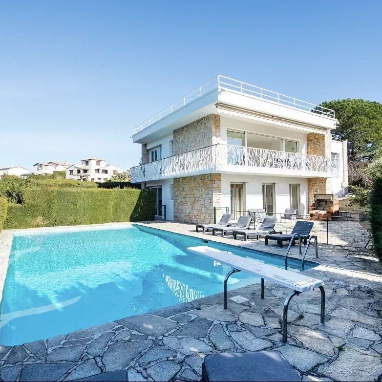 Maison à louer Cagnes Sur Mer, Cote d'Azur, France - Photo 1