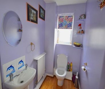 4 Bedroom Detached To Let - Photo 6