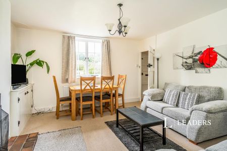 2 bedroom detached house to rent - Photo 2