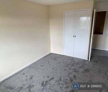 2 bedroom maisonette to rent - Photo 2