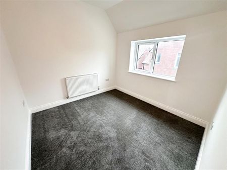 3 bedroom terraced house to rent - Photo 4