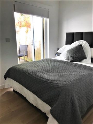 2 Bed Detached House, Stanmer Park Road, BN1 - Photo 2