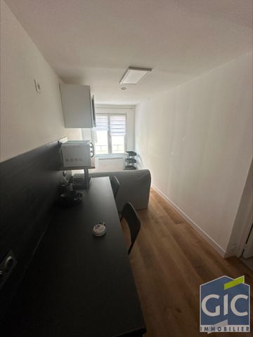 Location Appartement 1 pièce 13m² - Photo 2