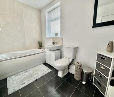 Brack Terrace, Gateshead - Photo 5