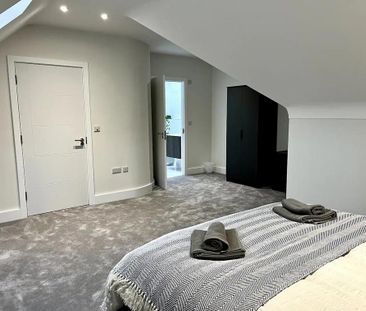 3 bedroom townhouse to rent - Photo 3
