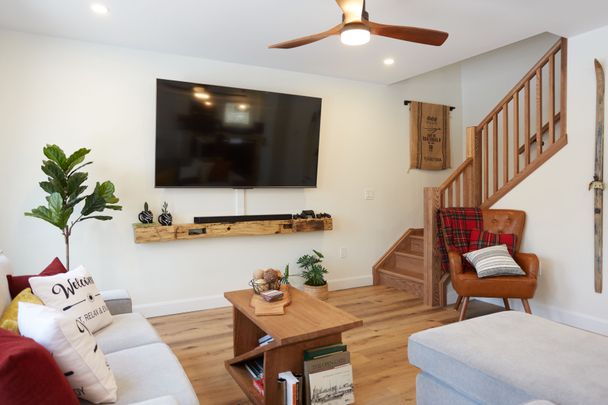 For Lease - 7 Wakunda Crescent, Tiny, Ontario - Photo 1