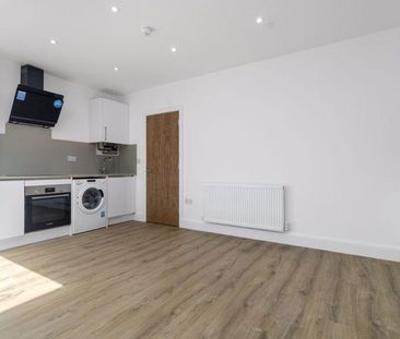 Property to rent - Photo 3