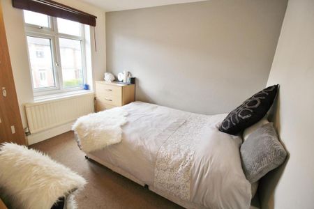 7 bedroom house to rent - Photo 2