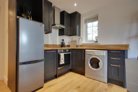 1 bedroom property to rent - Photo 4