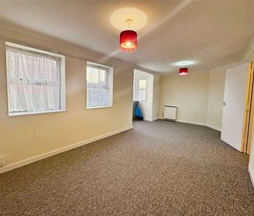 Slade Road, Ryde, Isle Of Wight, PO33 - Photo 4