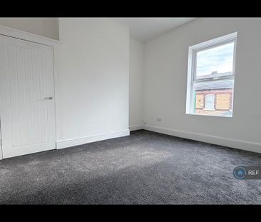 4 bedroom terraced house to rent - Photo 4