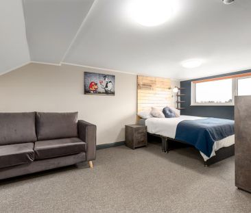 1 bedroom in a house share to rent - Photo 6