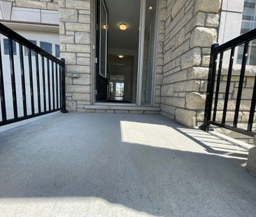 For Lease - 31 Dolomite Drive, Brampton, Ontario - Photo 4