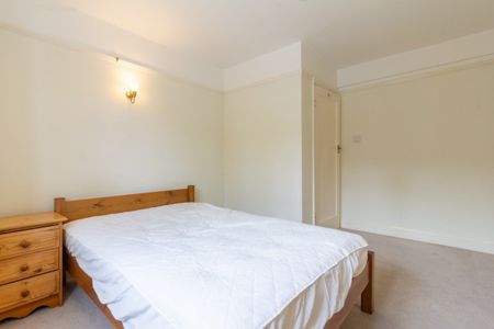 2 Bed Flat, Kenneth Court, SE11 - Photo 3