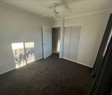 2 BEDROOM STUNNER IN NORTH WARD! - Photo 5