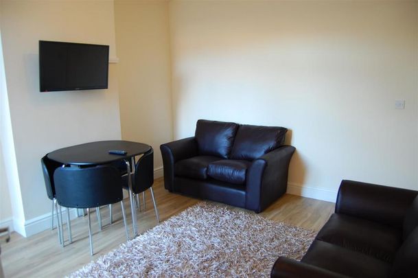 1 bedroom semi-detached house to rent - Photo 1