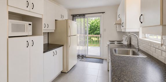 Superbe 5 1/2 Au 557 Rue Des Tilleuls - Photo 2