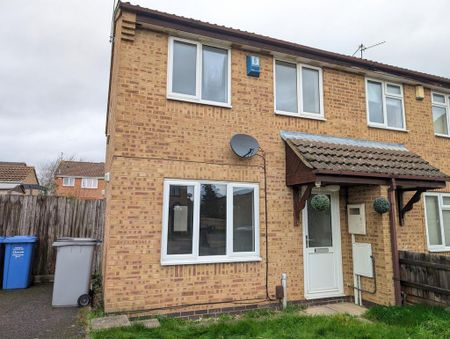 3 bedroom semi-detached house to rent - Photo 2