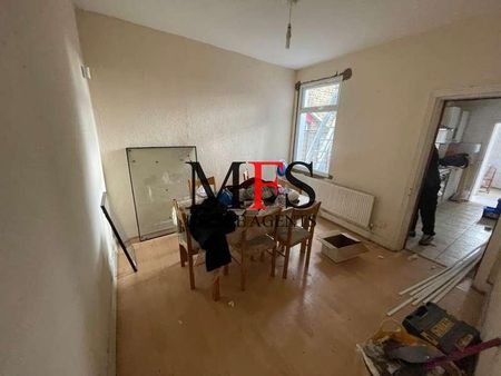 Tachbrook Road, Southall, UB2 - Photo 2