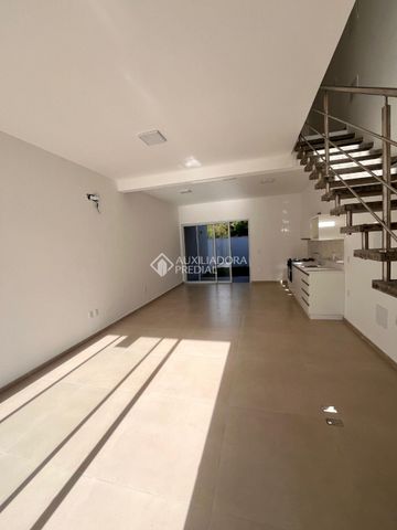 Casa com 2 quartos e 108m² para alugar em Campeche, Florianópolis. - Foto 5