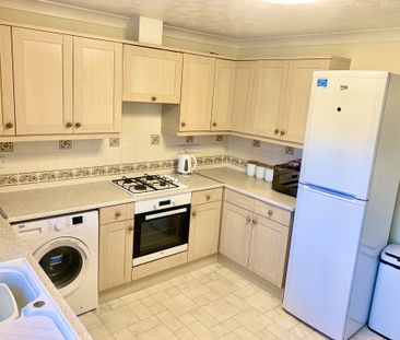 71 Landau Way, March, Cambs - Photo 3