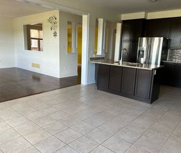 For Lease - 38 Brucefield Court, Whitchurch-Stouffville, Ontario - Photo 6