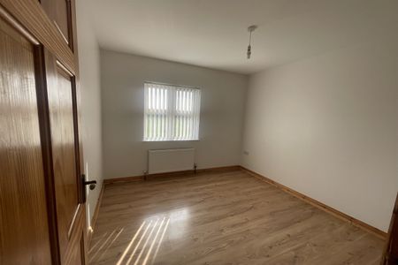 2 Tully Manor, Aughnacloy, BT69 6BA - Photo 2