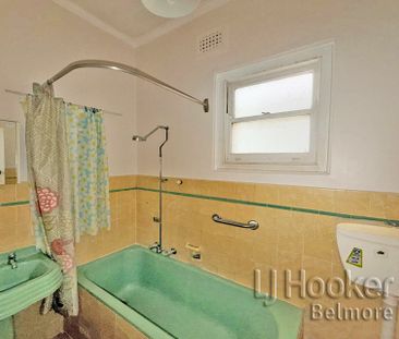 Ideal Location - Photo 2