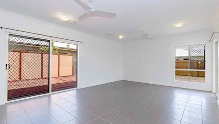 44 Yarra Crescent, Kelso - Photo 4
