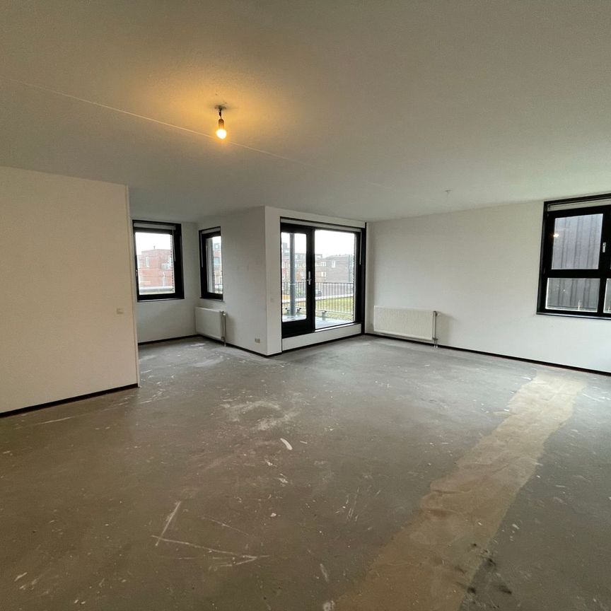 Appartement te huur: Eva Besnyöstraat 302 1087 LM Amsterdam - Photo 1