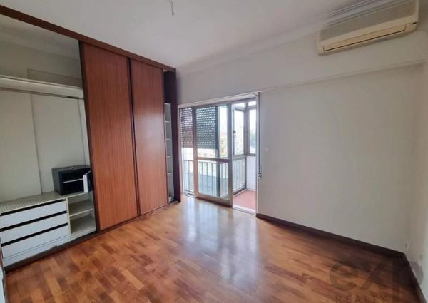 Apartamento T3 em Lisboa