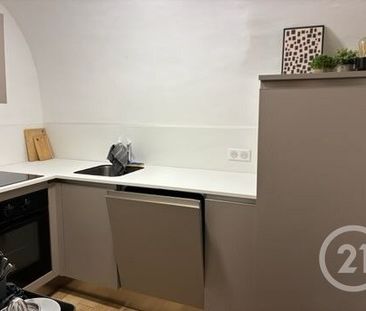 Location Appartement 1 pièce 31m² VILLEFRANCHE SUR MER 06230 - Photo 5