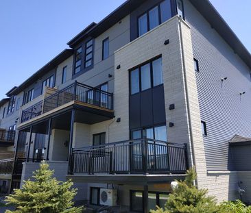 For Lease - 440 Via Verona Avenue Unit# D, Barrhaven, Ontario - Photo 3