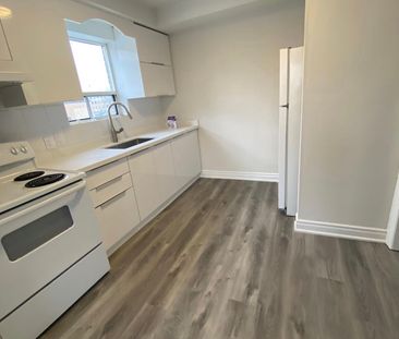 For Lease - 199 Ninth Street Unit# 1, Toronto, Ontario - Photo 3