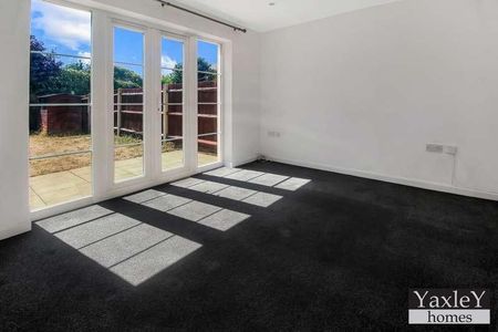 Elgar Drive, Witham, CM8 - Photo 2