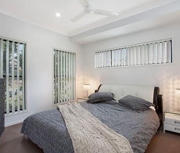 FOUR BEDROOM HOME IN NORTH LAKES! - Photo 6