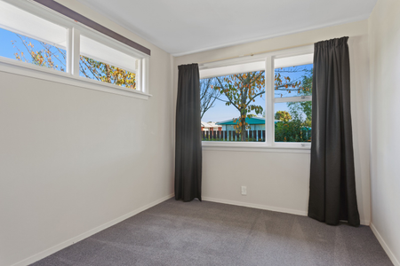 5 Bedroom Family Home in Sockburn - Photo 5